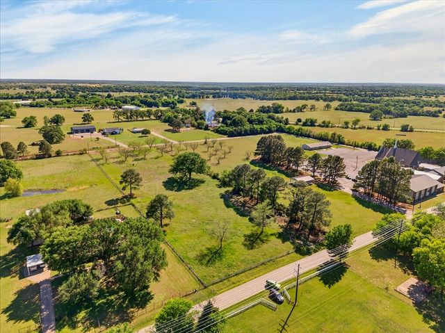 000 E. Will White Rd., Tool, TX 75143