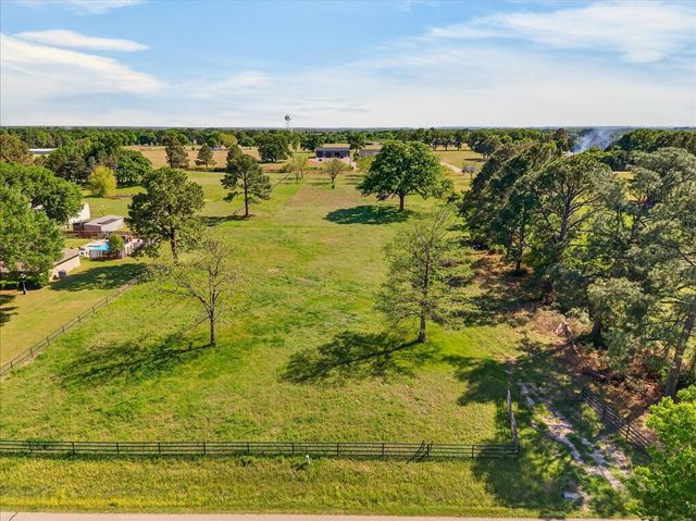 000 E. Will White Rd., Tool, TX 75143