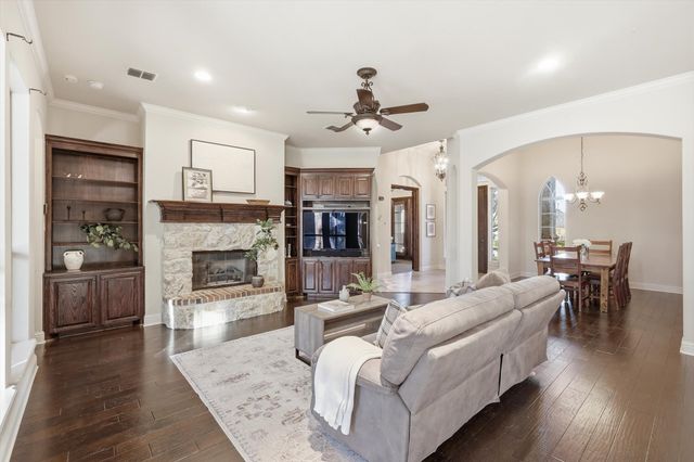 8652 Wishing Tree Lane, North Richland Hills, TX 76182