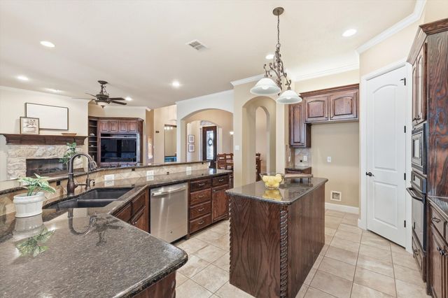 8652 Wishing Tree Lane, North Richland Hills, TX 76182