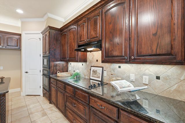 8652 Wishing Tree Lane, North Richland Hills, TX 76182