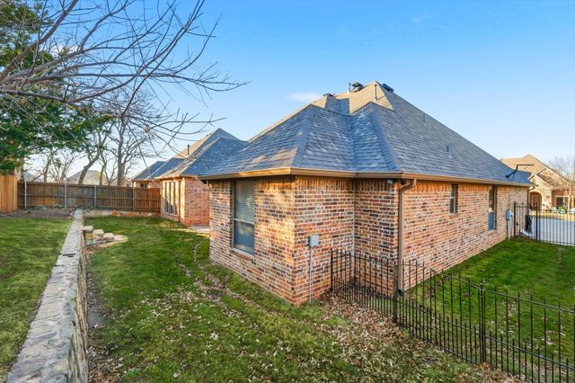 8652 Wishing Tree Lane, North Richland Hills, TX 76182