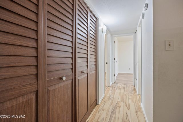 2020 W Paseo Redondo, Oracle, AZ 85623