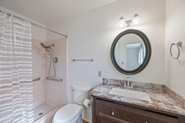 2020 W Paseo Redondo, Oracle, AZ 85623