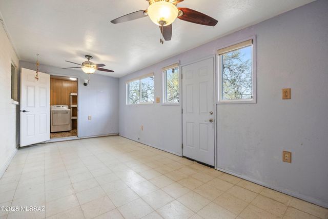 2020 W Paseo Redondo, Oracle, AZ 85623