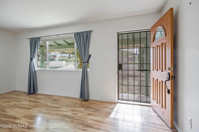 2020 W Paseo Redondo, Oracle, AZ 85623