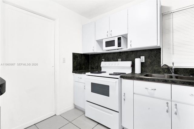 630 SW 62nd Ave 2, Miami, FL 33144