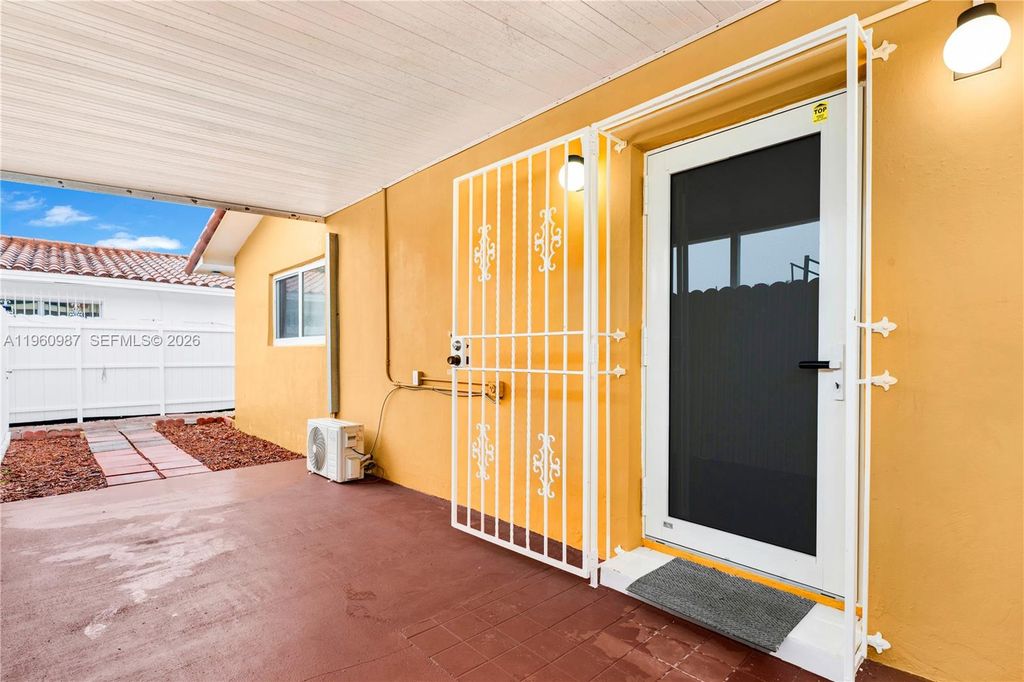 630 SW 62nd Ave 2, Miami, FL 33144