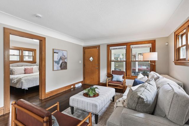 3643 Queen Avenue N, Minneapolis, MN 55412