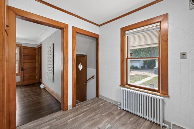 3643 Queen Avenue N, Minneapolis, MN 55412
