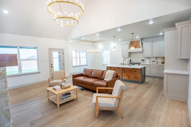 1115 N 6th Street, Wolfforth, TX 79382