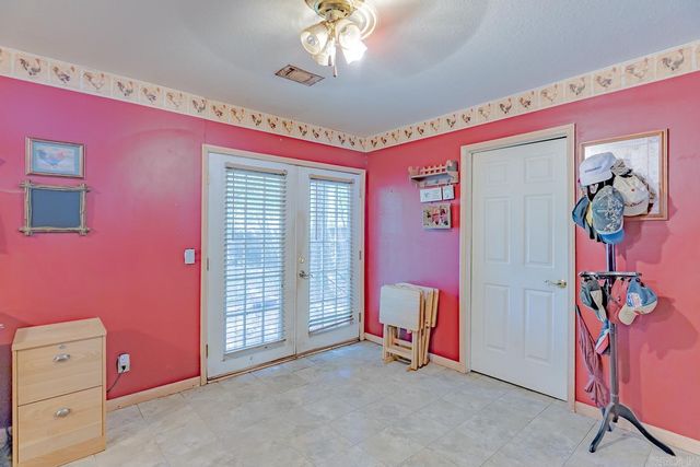 1302 Walker St, Paragould, AR 72450