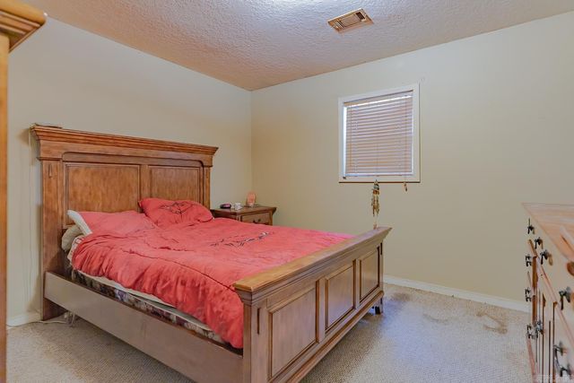 1302 Walker St, Paragould, AR 72450