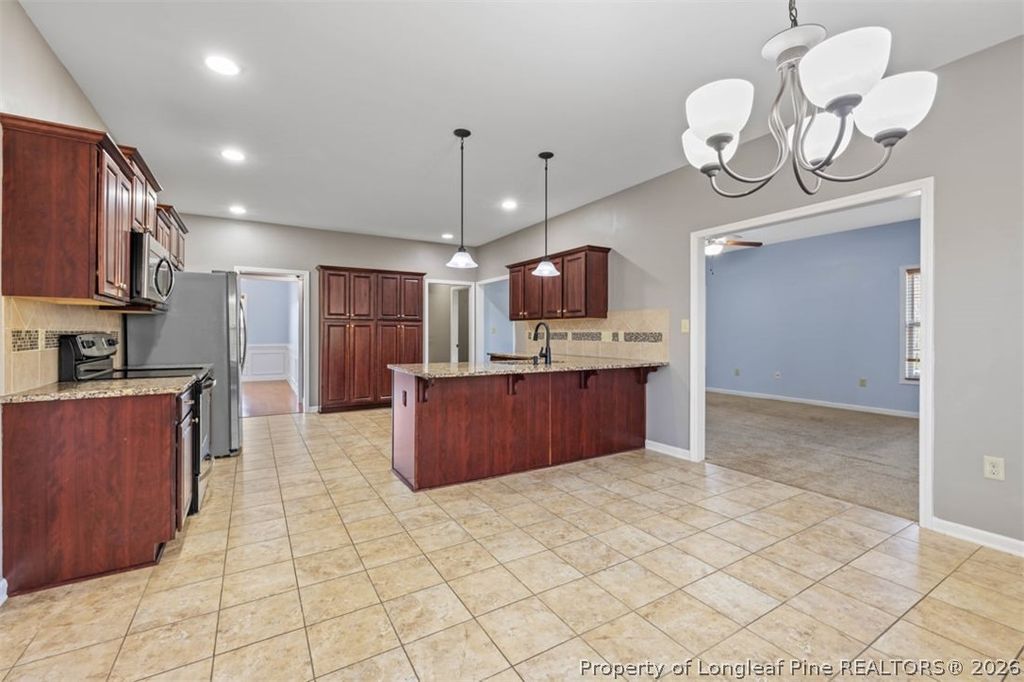 190 Ashcroft Court, Raeford, NC 28376 — photo 9
