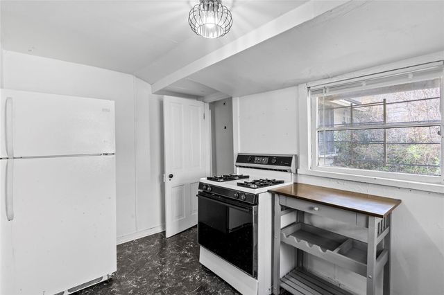 232 NW 4TH AVENUE, Gainesville, FL 32601