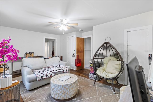 232 NW 4TH AVENUE, Gainesville, FL 32601