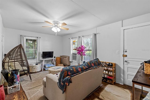 232 NW 4TH AVENUE, Gainesville, FL 32601