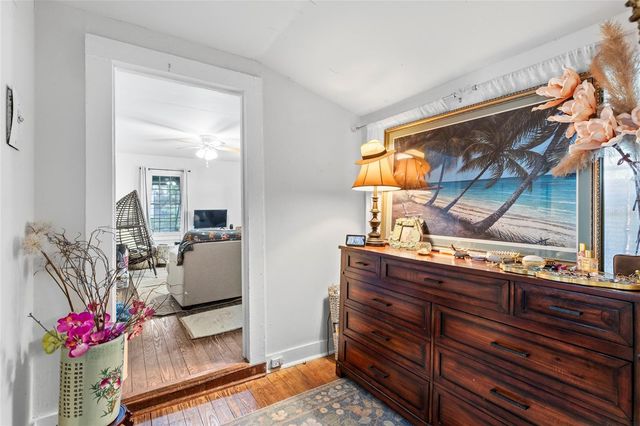 232 NW 4TH AVENUE, Gainesville, FL 32601