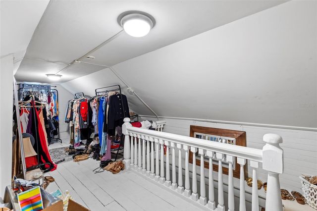 232 NW 4TH AVENUE, Gainesville, FL 32601