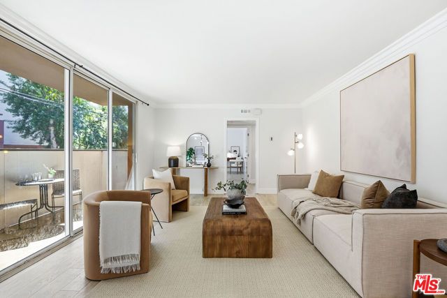 8358 Manitoba Street 8, Playa Del Rey (los Angeles), CA 90293
