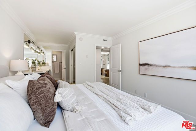 8358 Manitoba Street 8, Playa Del Rey (los Angeles), CA 90293