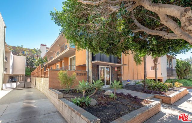 8358 Manitoba Street 8, Playa Del Rey (los Angeles), CA 90293