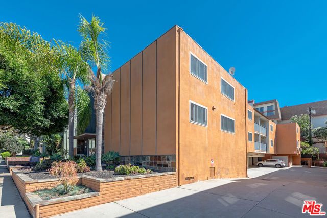 8358 Manitoba Street 8, Playa Del Rey (los Angeles), CA 90293