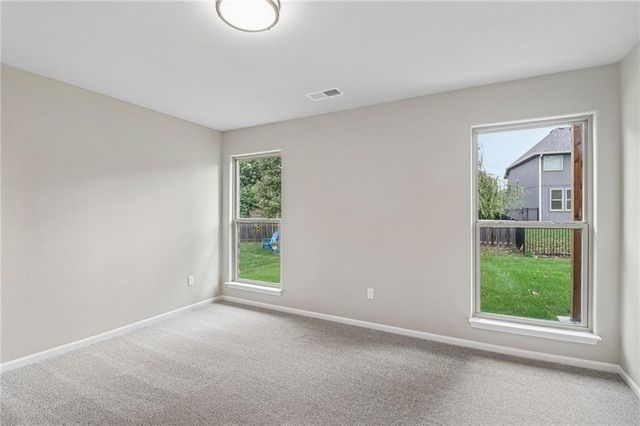 8523 Pickering Street, Lenexa, KS 66227