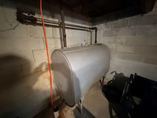 1 Highland Avenue, Claremont, NH 03743