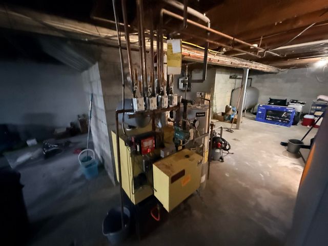 1 Highland Avenue, Claremont, NH 03743