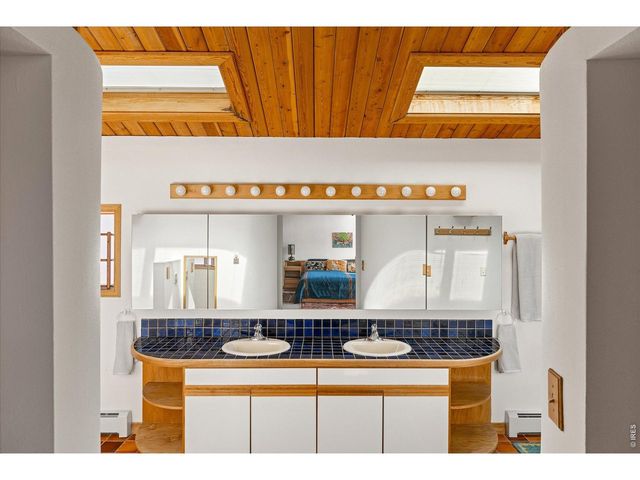 135 Poorman Rd, Boulder, CO 80302