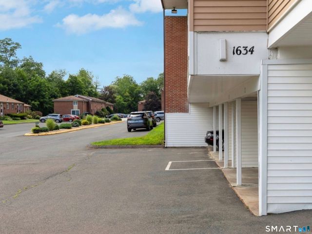 1634 Farmington Avenue 2, Farmington, CT 06085