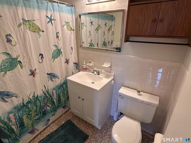 1634 Farmington Avenue 2, Farmington, CT 06085