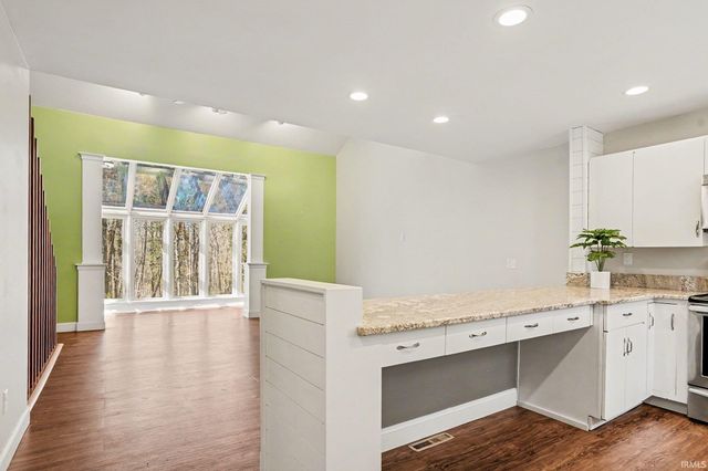 804 E Trailridge Drive, Mishawaka, IN 46544