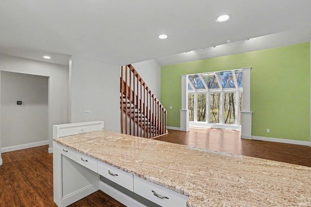 804 E Trailridge Drive, Mishawaka, IN 46544