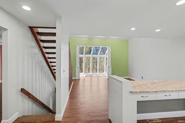 804 E Trailridge Drive, Mishawaka, IN 46544