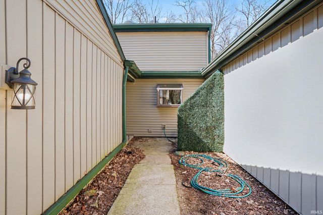 804 E Trailridge Drive, Mishawaka, IN 46544
