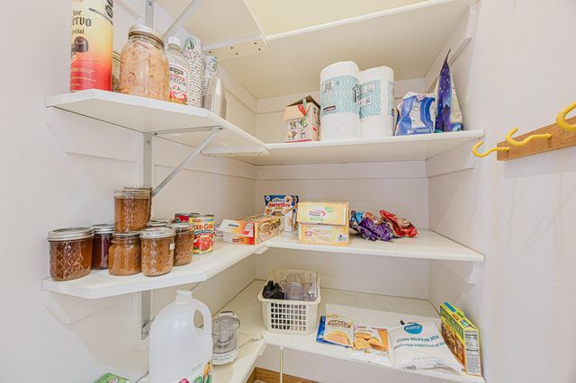 302 Fairway Drive, Casselton, ND 58012