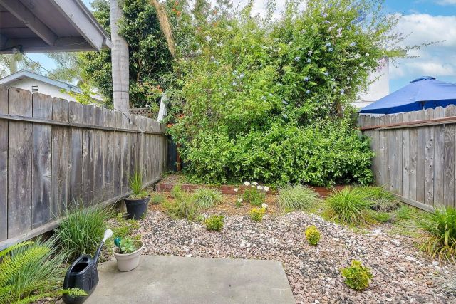 3436 Thunder Dr, Oceanside, CA 92056