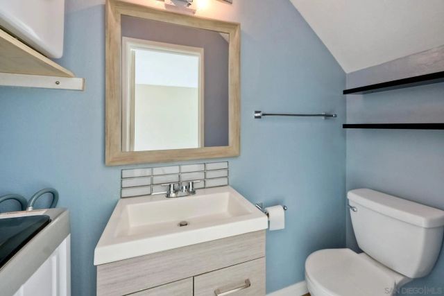 3436 Thunder Dr, Oceanside, CA 92056