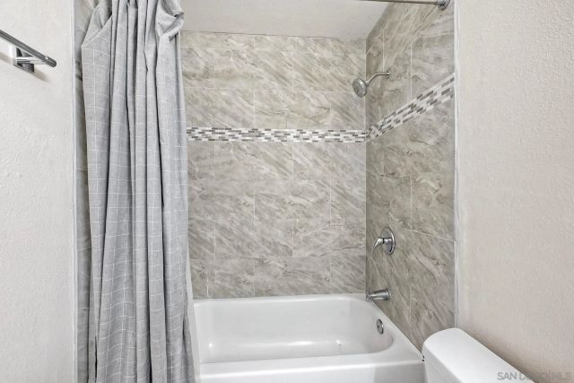 3436 Thunder Dr, Oceanside, CA 92056