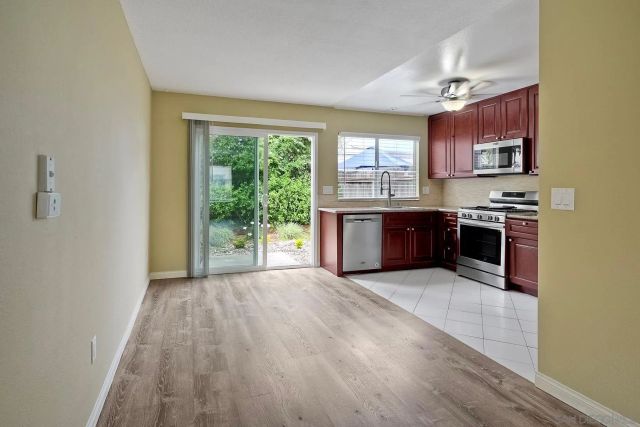 3436 Thunder Dr, Oceanside, CA 92056