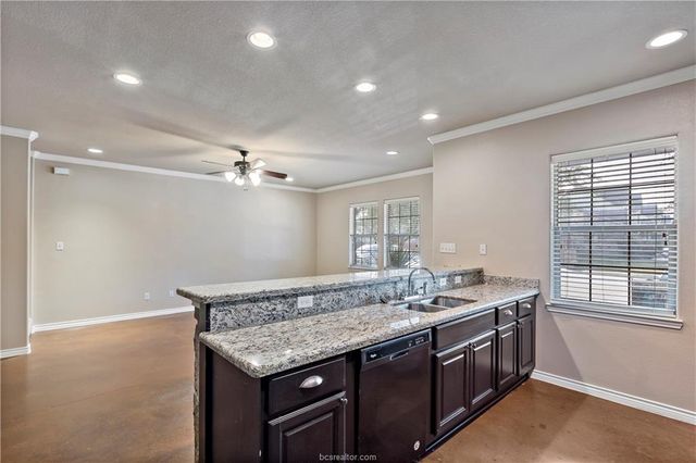 4295 Commando Trail, College Station, TX 77845