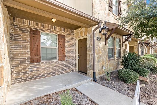 4295 Commando Trail, College Station, TX 77845