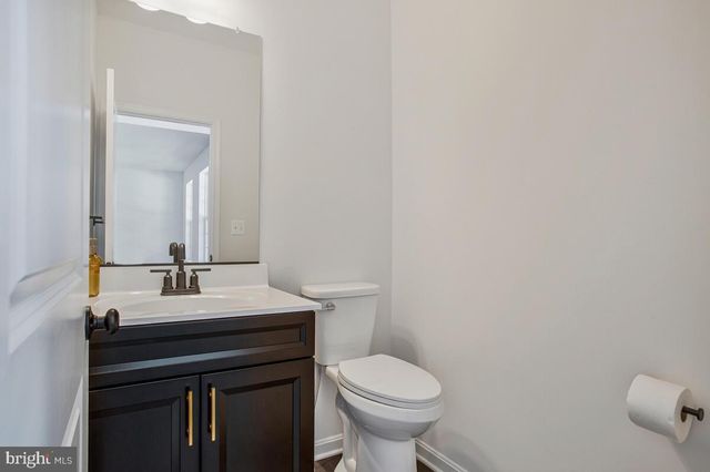 6511 SUITLAND RD, Suitland, MD 20746