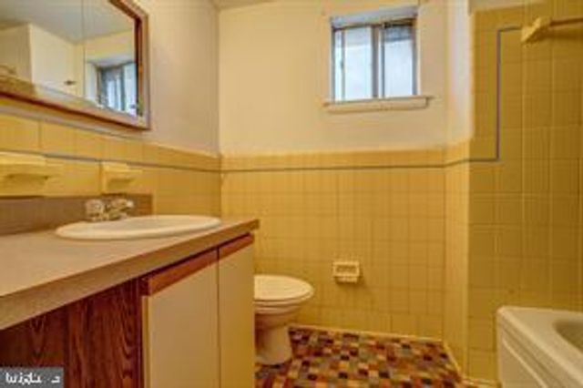 168 N BONSALL AVE, Glenolden, PA 19036