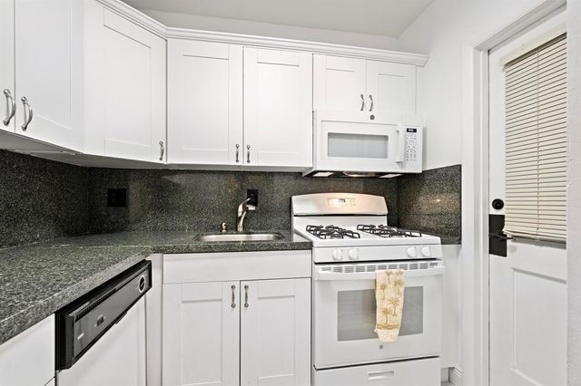 200 E Royal Palm Road 2110, Boca Raton, FL 33432