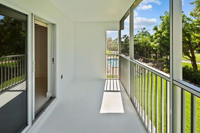 200 E Royal Palm Road 2110, Boca Raton, FL 33432