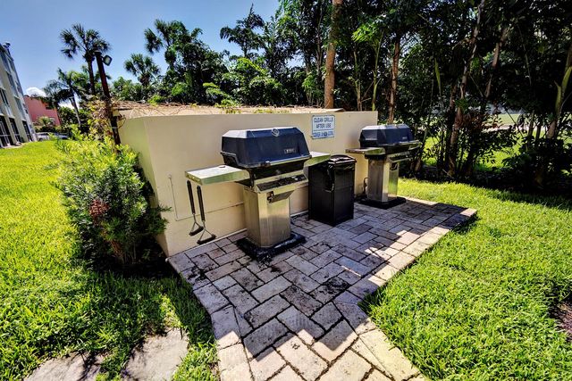 200 E Royal Palm Road 2110, Boca Raton, FL 33432