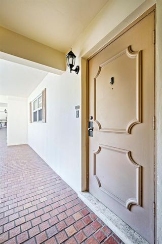 200 E Royal Palm Road 2110, Boca Raton, FL 33432